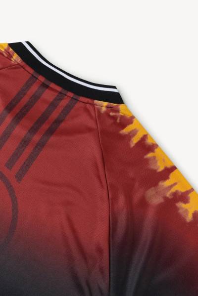 as_roma_aries_2022_pre_game_jersey_c.jpg