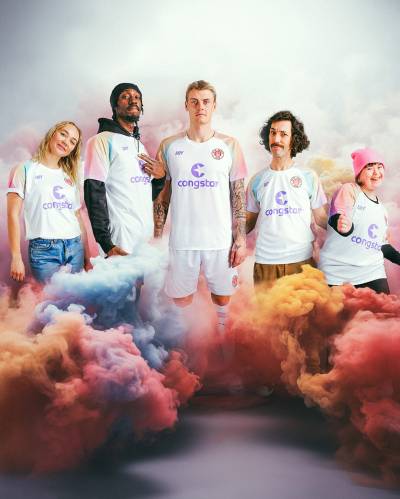 st_pauli_2023_24_diiy_rainbow_shirt_1.jpeg