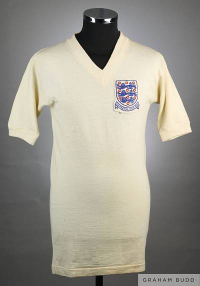 billy_wright_1955_england_continental_tour_shirt_a.jpeg