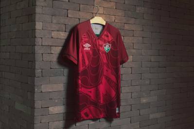 fluminense_2023_24_umbro_special_edition_shirt_a.jpg