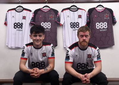 dundalk_fc_2024_playrfit_home_away_kits_e.jpeg