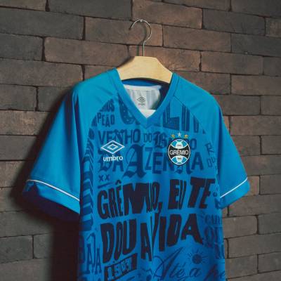 gremio_2023_24_umbro_special_edition_shirt_a.jpg