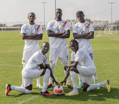 guinea_2024_puma_away_kit_4.jpg