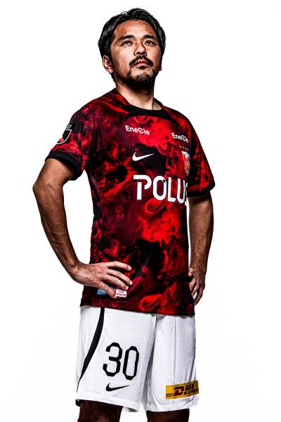 urawa_red_diamonds_2024_nike_home_kit_a.jpeg