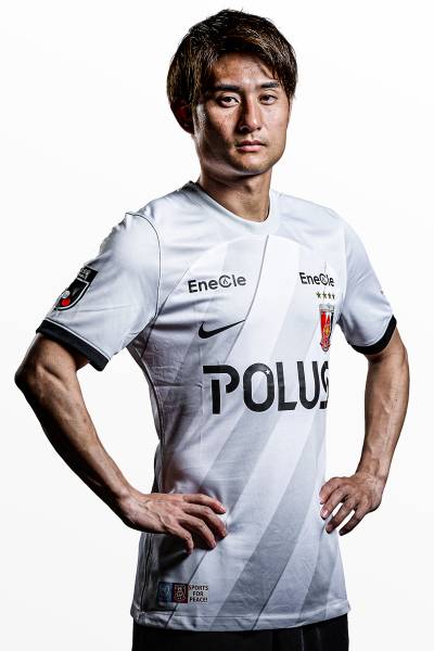 urawa_red_diamonds_2024_nike_away_kit_b.jpeg