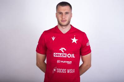 wisla_krakow_2022_2023_home_kit_a.jpeg