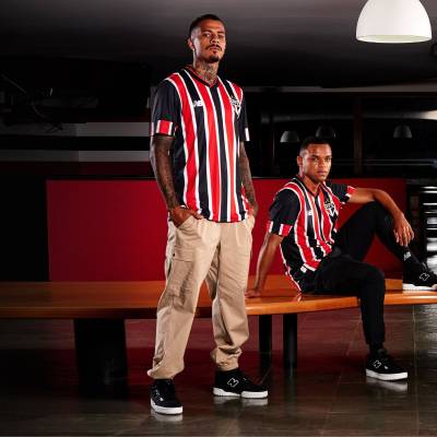 sao_paulo_2024_new_balance_away_kit_d.jpeg