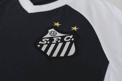 santos_fc_2022_umbro_special_edition_shirt_5.jpeg