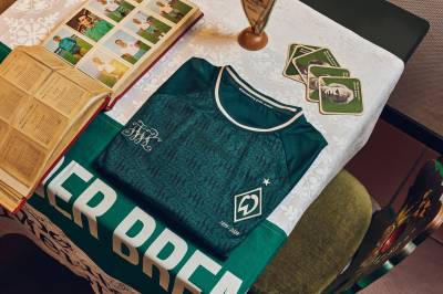 werder_bremen_2024_hummel_125th_anniversary_jersey_c.jpeg