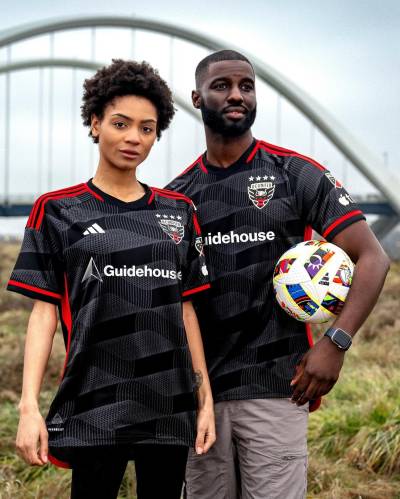 dc_united_2024_25_adidas_home_kit_a.jpeg