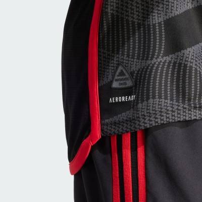 dc_united_2024_25_adidas_home_kit_p1.jpg