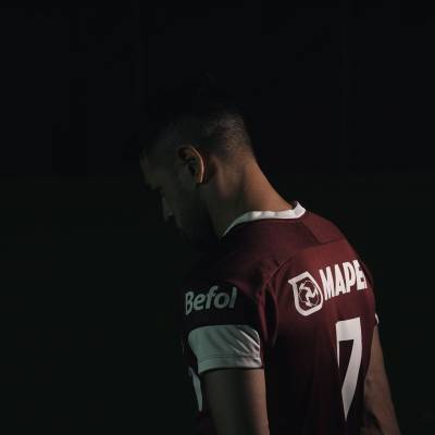 club_lanus_2024_errea_home_away_kits_g.jpeg