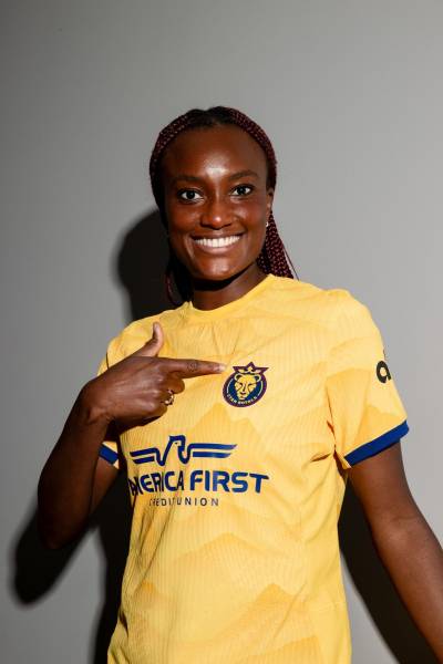 utah_royals_2024_nike_home_away_kits_a.jpeg