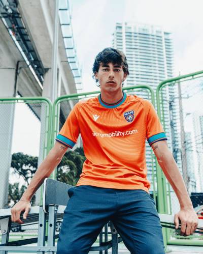 miami_fc_2024_25_macron_away_kit_a.jpg