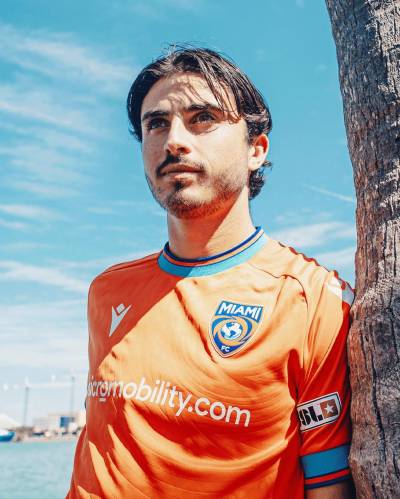 miami_fc_2024_25_macron_away_kit_c.jpg