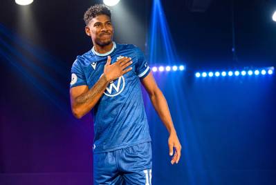 halifax_wanderers_2024_macron_home_kit_.jpg