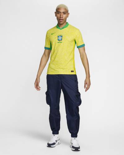 brazil_2024_nike_home_kit_7.jpeg