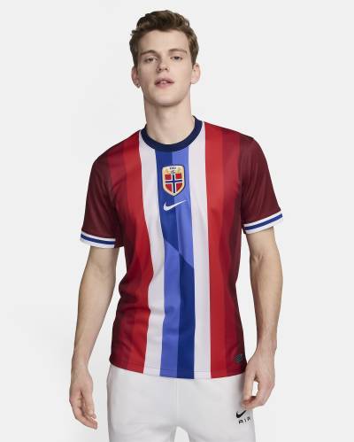 norway_2024_nike_home_kit_1.jpeg