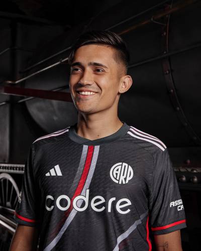 river_plate_2024_25_adidas_third_kit_c.jpeg