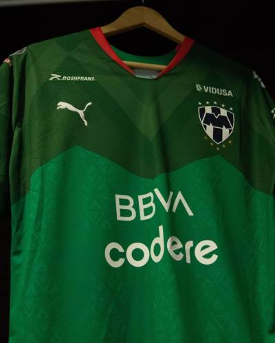 rayados_2022_patriotic_striped_kit_2.jpg