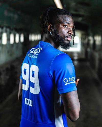 genk_2024_25_nike_home_kit_c.jpeg