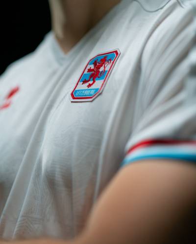 luxembourg_2024_26_errea_third_kit_b.jpeg