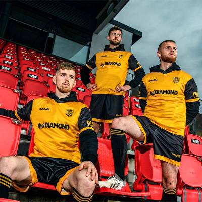 derry_city_2023_away_kit_8.jpg