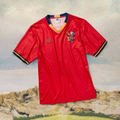 spain_2024_umbro_iconic_graphic_jersey_a.jpeg