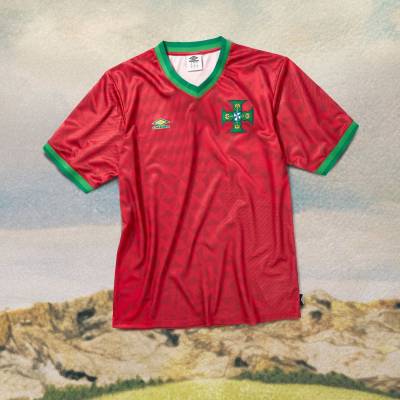 umbro_portugaliconicgraphicjersey_1715160315UnitedByStillLifePortugal.jpg