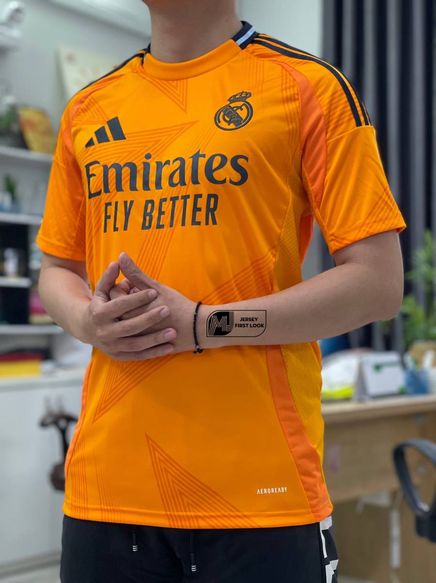 real_madrid_24_25_away_shirt_leaked_a.jpeg