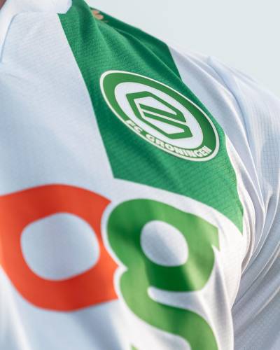 fc_groningen_24_25_robey_home_kit_d.jpeg