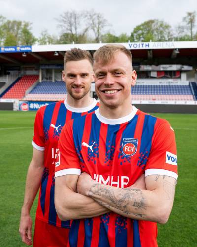 heidenheim_24_25_puma_home_kit_c.jpeg