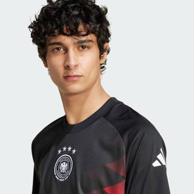 germany_euro_2024_pre_match_jersey_black_f1.jpg