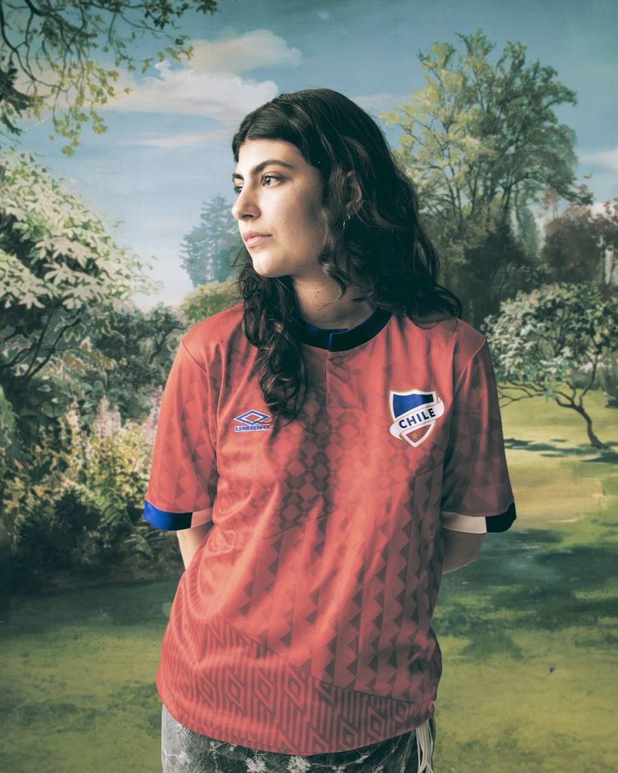 chile_2024_umbro_iconic_graphic_jersey_b_1.jpeg