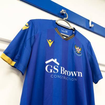 st_johnstone_24_25_macron_home_kit_c.jpg