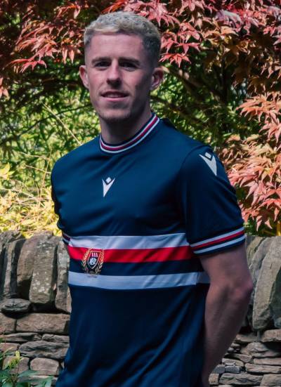 dundee_fc_24_25_macron_warm_up_shirt_a.jpg