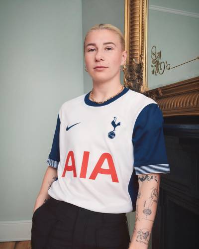 tottenham_hotspur_2024_25_nike_home_kit_b.jpeg