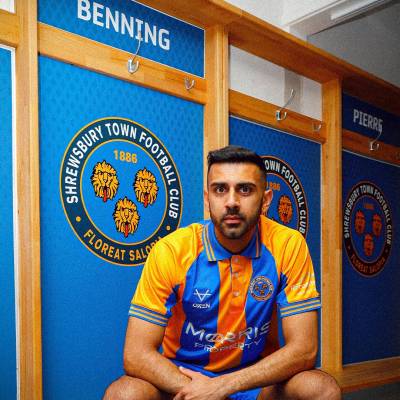 shrewsbury_town_24_25_oxen_home_kit_b.jpeg