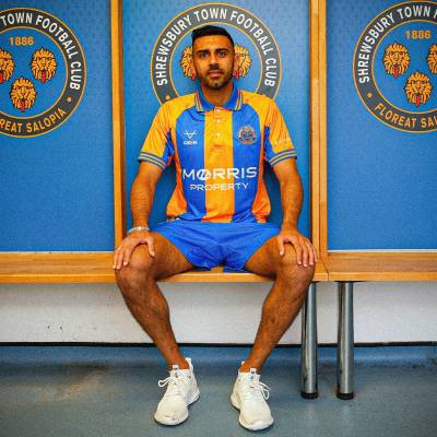 shrewsbury_town_24_25_oxen_home_kit_d.jpeg