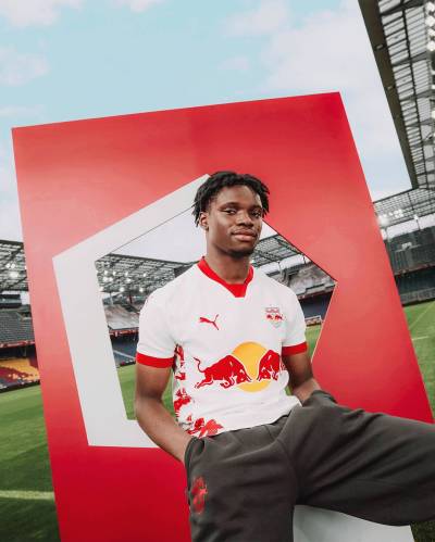 red_bull_salzburg_24_25_puma_home_kit_2.jpg