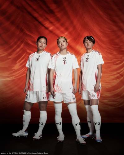 japan_2024_y_3_away_kit_6.jpg