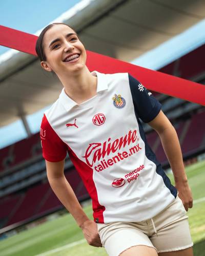 chivas_24_25_puma_away_kit_2.jpg