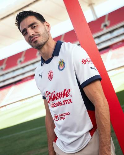 chivas_24_25_puma_away_kit_3.jpg