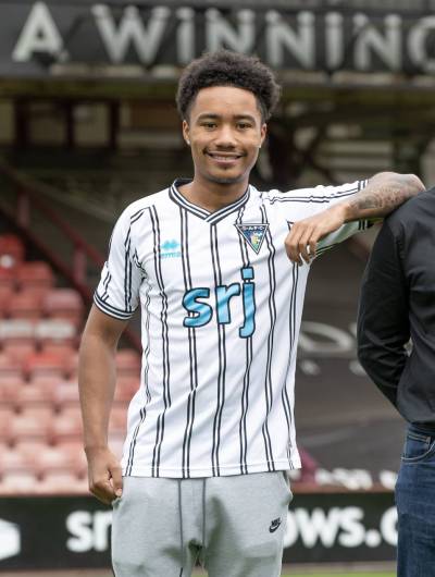 dunfermline_athletic_24_25_errea_home_kit_1.jpg