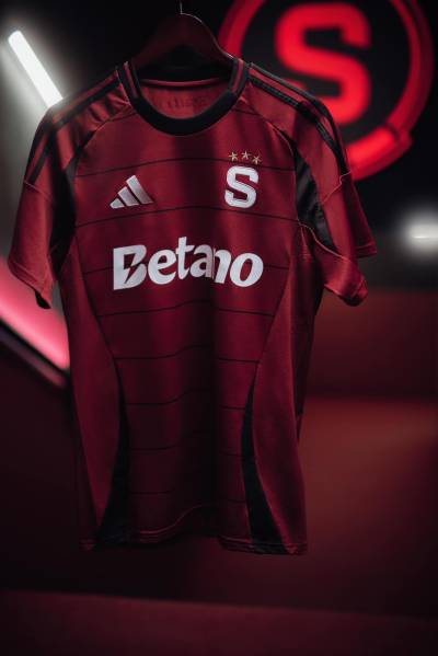 sparta_prague_24_25_adidas_home_kit_b.jpg