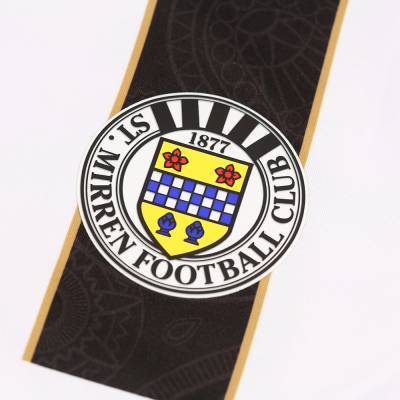 st_mirren_24_25_macron_home_kit_3.jpg