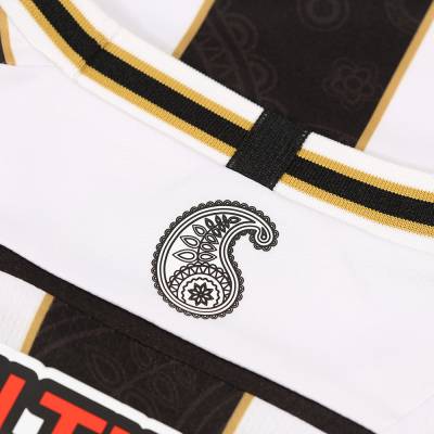 st_mirren_24_25_macron_home_kit_7.jpg