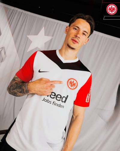 eintracht_frankfurt_24_25_nike_home_kit_a.jpg