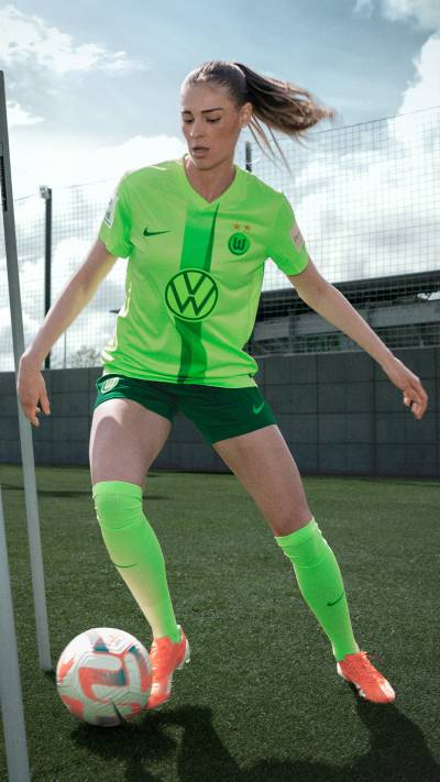 vfl_wolfsburg_24_25_nike_home_away_kits_d.jpg