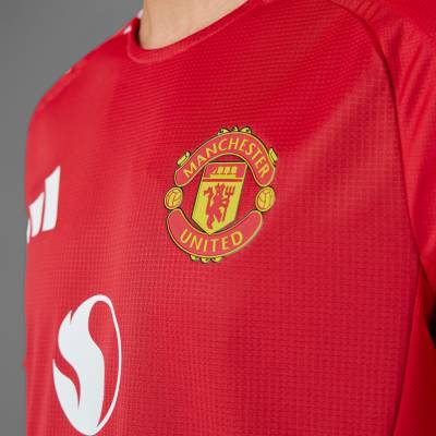 manchester_united_24_25_adidas_home_kit_e1.jpg